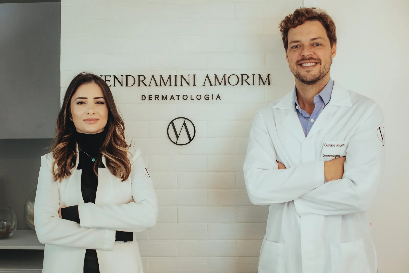 Dra. Dâmia e Dr. Gustavo — Vendramini Amorim Dermatologia